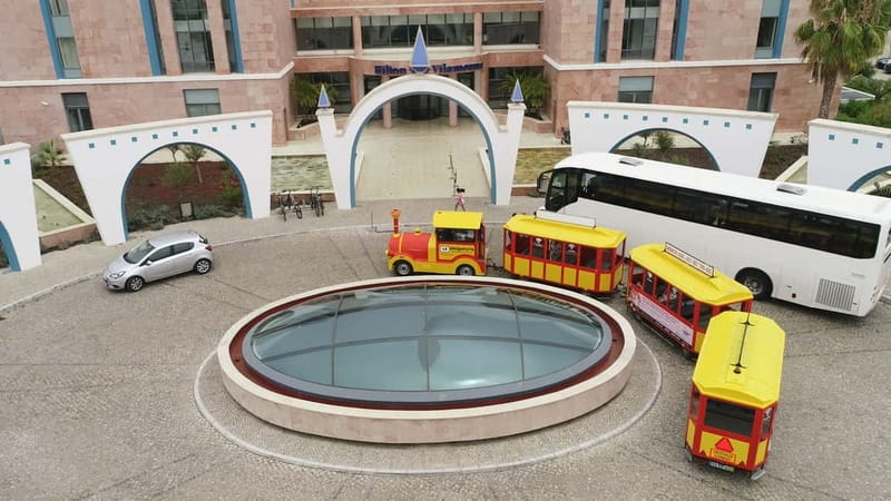 Vilamoura: Tourist Train City Tour - The Old Village changes the mood