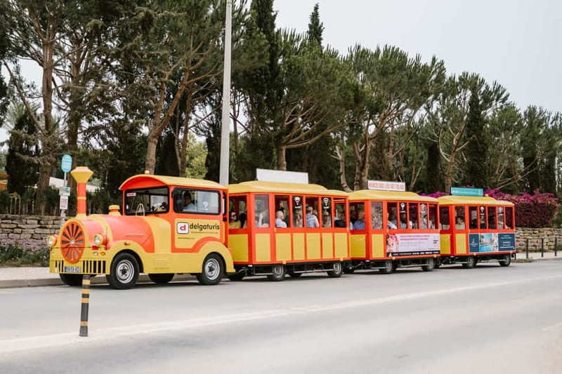Vilamoura: Tourist Train City Tour - The marina and restaurant areas
