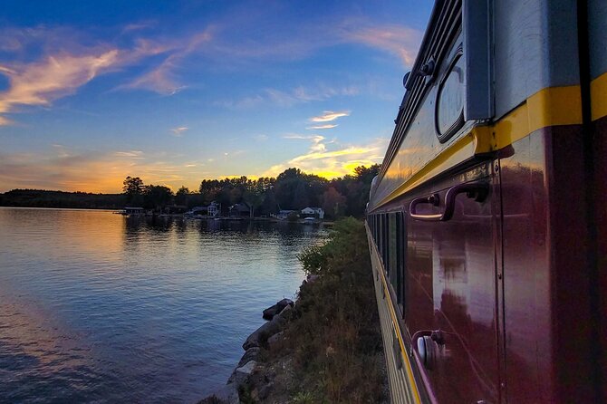 Winnipesaukee Scenic Railroad - Seats, restroom, and what to bring