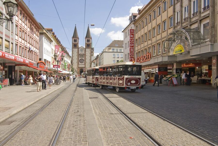 Würzburg: City Tour with the Bimmelbahn Train - Through Würzburg’s old town streets