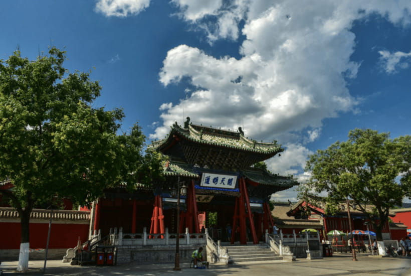 Xi'an: Maiji Grottoes & Fuxi Temple Day Trip by Bullet Train - Should you book the Maiji Grottoes day trip?