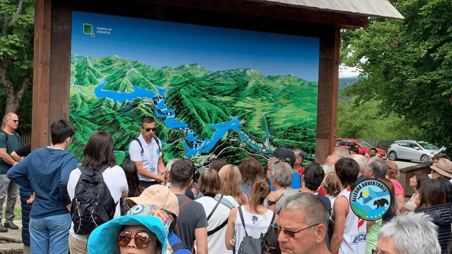 Zagreb: Plitvice With Secured Tickets, Boat And Train Ride - Who should choose this experience