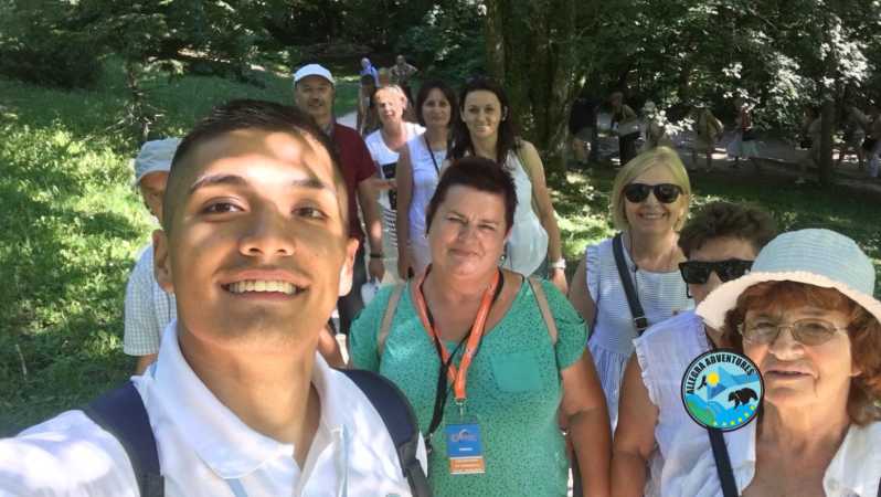 Zagreb: Plitvice With Secured Tickets, Boat And Train Ride - Getting your Plitvice orientation before the walk