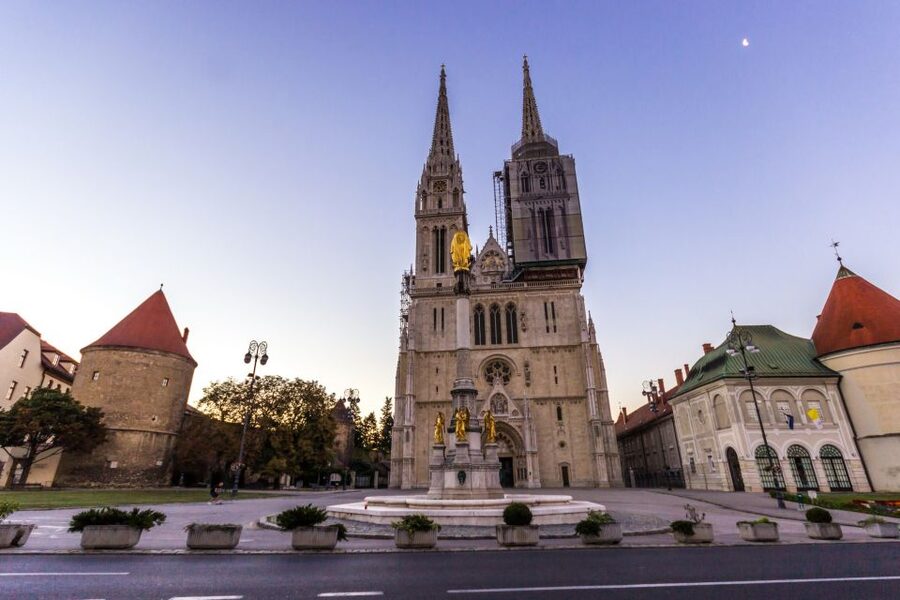 Zagreb: Private Walking Tour with Funicular Ride & Transfers - Key points to know before booking