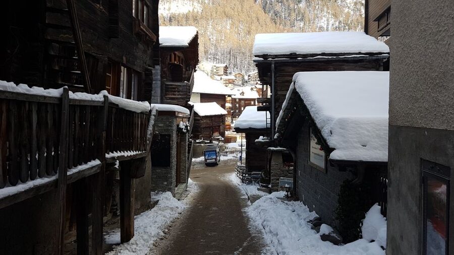 Zermatt: Village Walk and Mt. Gornergrat Private Tour - Riding the Gornergrat Railway