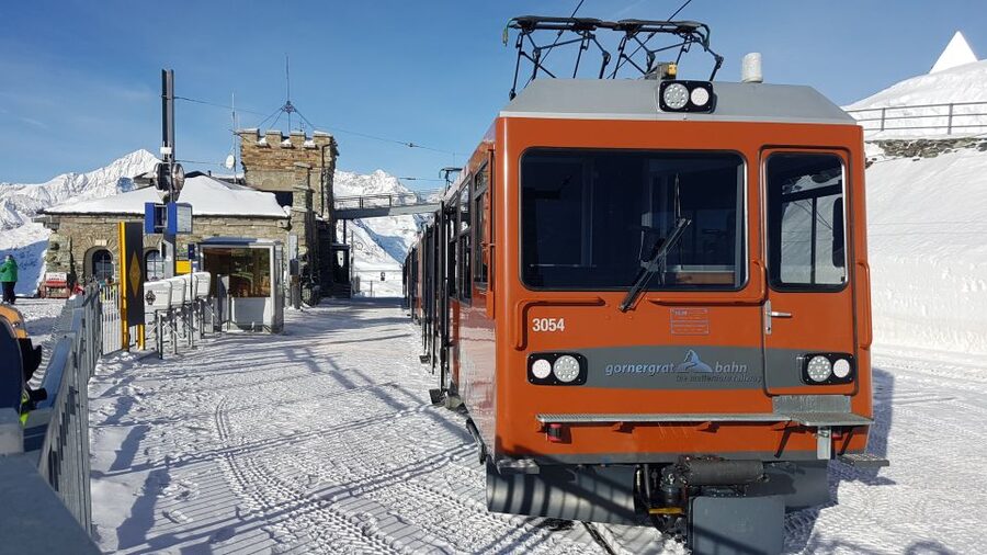 Zermatt: Village Walk and Mt. Gornergrat Private Tour - Gornergrat Summit Views
