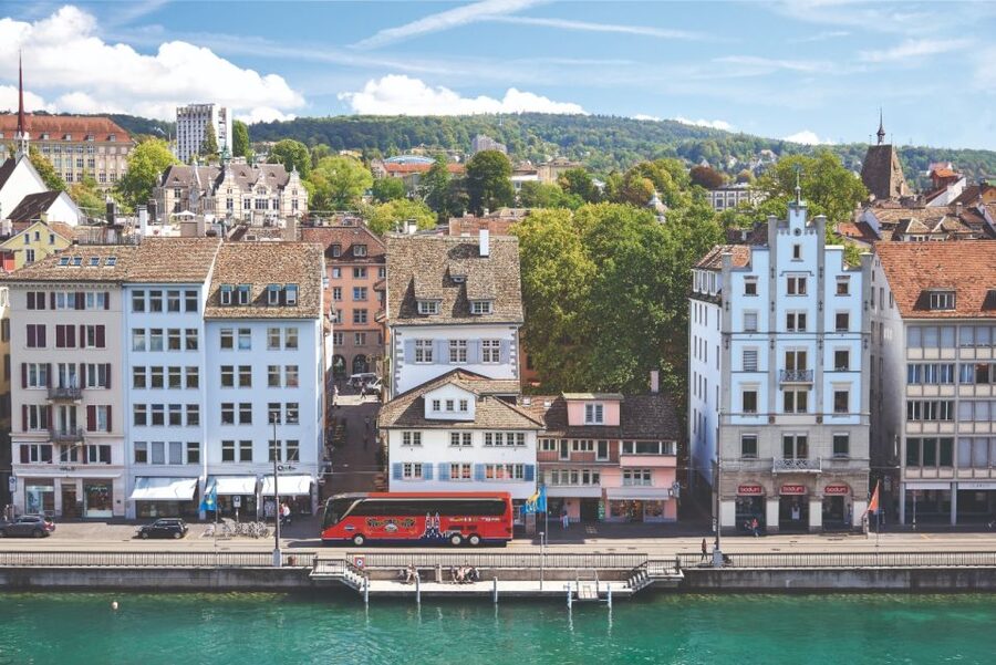 Zurich: Audio Guided City Tour and Train to “Top of Zurich” - Old town churches and guild houses
