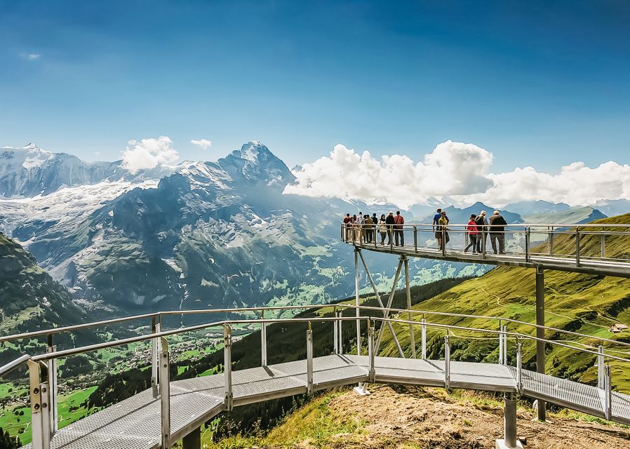 Zurich: Day Trip to Grindelwald, Interlaken & Lauterbrunnen - Lauterbrunnen is the most atmospheric stop